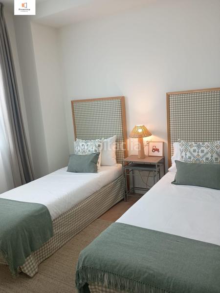 Foto fe38b6e6-f39f-430a-97e4-fe142e182285. Appartamento con riscaldamento parcheggio piscina in Málaga