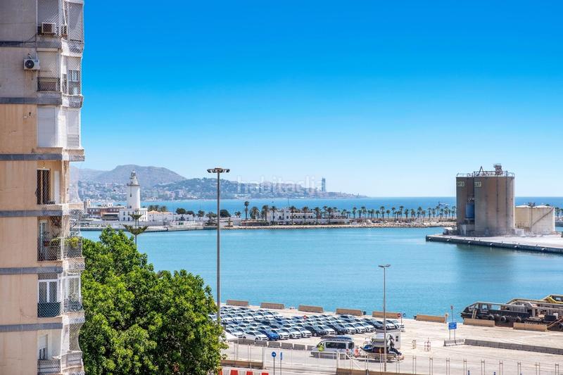 Foto 0b975beb-89ee-46d0-b02d-f939010d3a91. Piso  exclusivo en el soho con vistas al mar y acceso directo al futuro puerto deportivo ! en Málaga