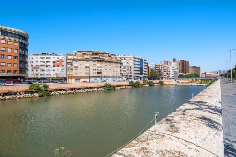 Foto b84f22a7-f507-4208-92b7-f8a5786b95cb. Piso  exclusivo en el soho con vistas al mar y acceso directo al futuro puerto deportivo ! en Málaga