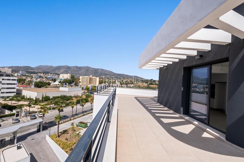 Foto 93dd7358-2565-4d62-bb1d-b93fde1c0917. Ático  con vistas panorámicas al paseo marítimo de Los Álamos! en Torremolinos