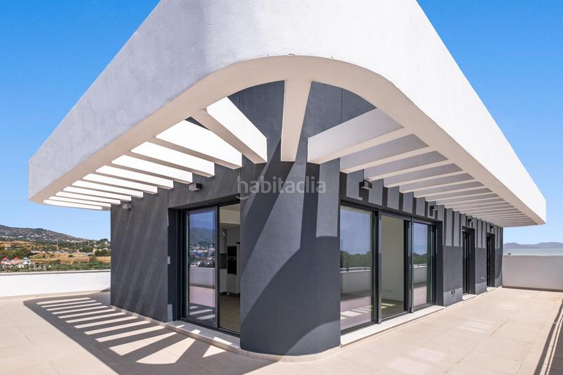 Foto b5ab9517-05e6-45a1-976b-d6f57c03ec49. Ático  con vistas panorámicas al paseo marítimo de Los Álamos! en Torremolinos
