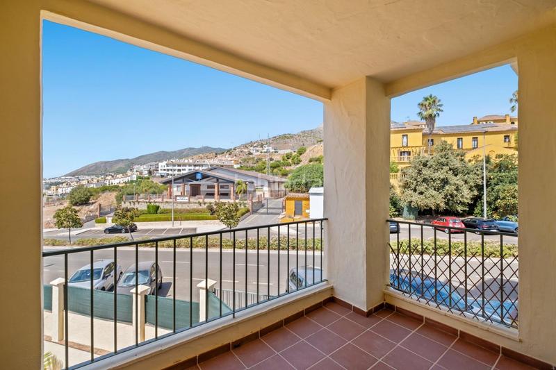 Foto c43e5bb1-31b5-41b6-b0e4-94b692c19b51. Piso  en venta en Arroyo de la Miel, tu hogar ideal te espera! en Benalmádena