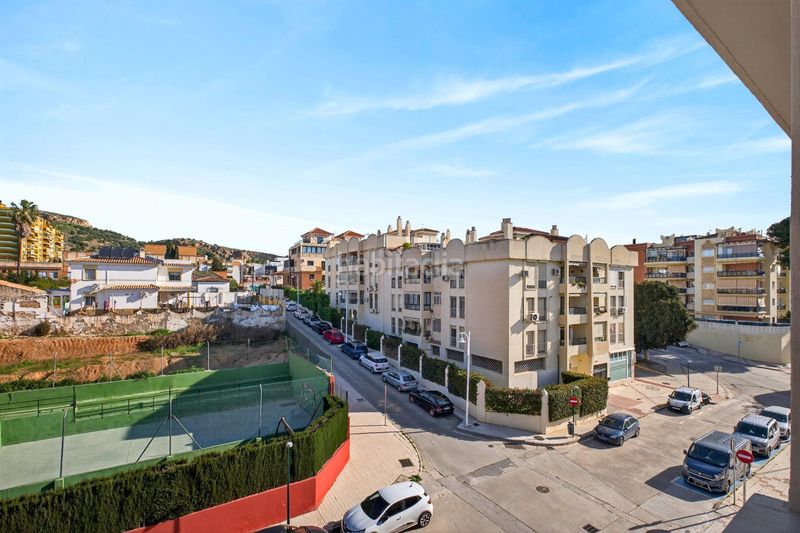 Foto 3d9bd8e3-bd0a-465a-8fbb-769e668c7aae. Pis amb aparcament piscina a Teatinos Málaga