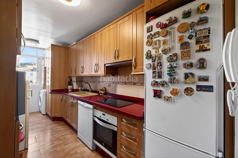 Foto 487075c6-c3f3-4235-a374-007686538806. Pis amb aparcament piscina a Teatinos Málaga