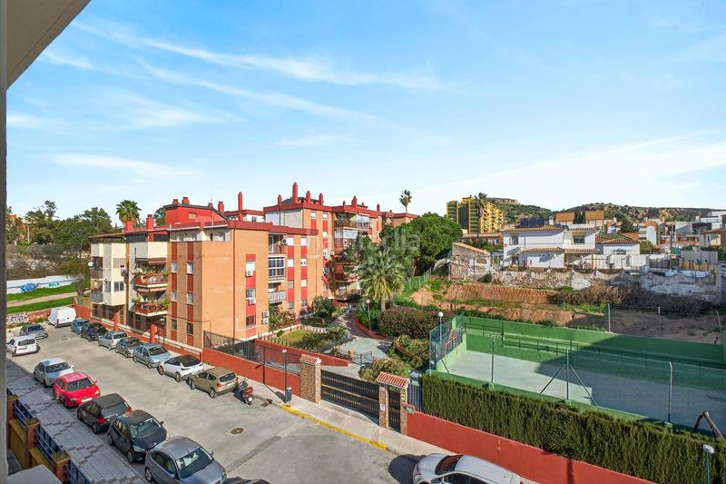 Foto 94026da0-9378-41a0-ace3-ee21faf57416. Pis amb aparcament piscina a Teatinos Málaga