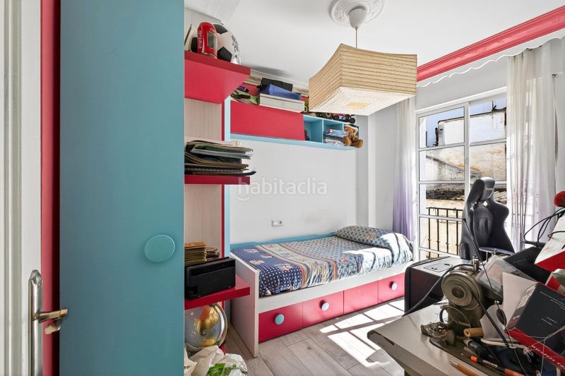 Foto 47b3c614-4da5-4638-9d43-8346f0e4e863. Pis a Coín