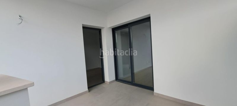 Foto 84c74d5a-0266-4541-8e0f-c58f2c67a0bf. Pis amb aparcament piscina a Los Almendros - El Limonero - El Tomillar Málaga