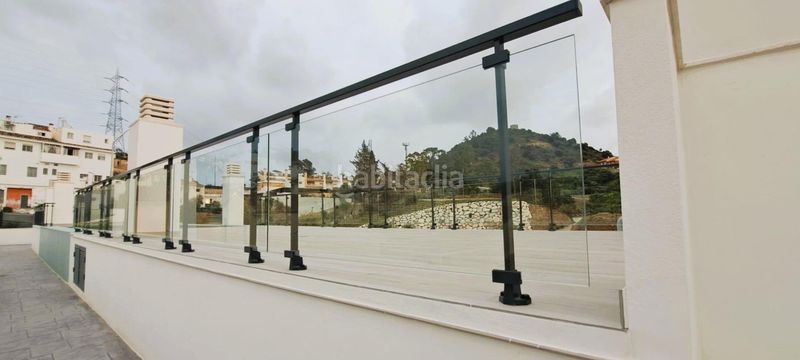 Foto c4d8f9d7-dd2a-4878-b2e6-341b8cdd852b. Pis amb aparcament piscina a Los Almendros - El Limonero - El Tomillar Málaga