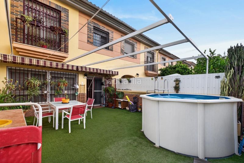 Foto f7ac861f-db76-4bee-9d1c-317ae2fd0fed. Semi detached house with parking pool in Capellanía - Retamar Alhaurín de la Torre