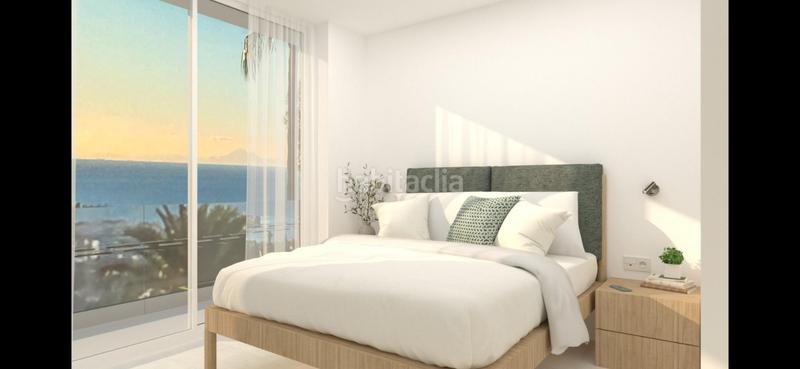 Foto 2f703613-c4f9-4038-b8e3-b491e2ff120b. Casa pareada casas adosadas y pareadas a estrenar, terraza amplia, vistas al mar, piscina comunitaria en Fuengirola