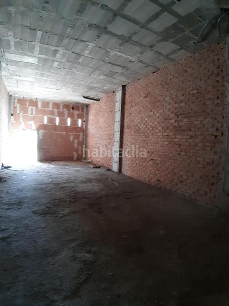 Foto 0984ef2b-7617-4e83-8cea-c1a225e31e7a. Alquiler local comercial local en una de las mejores zonas de las lagunas en Mijas
