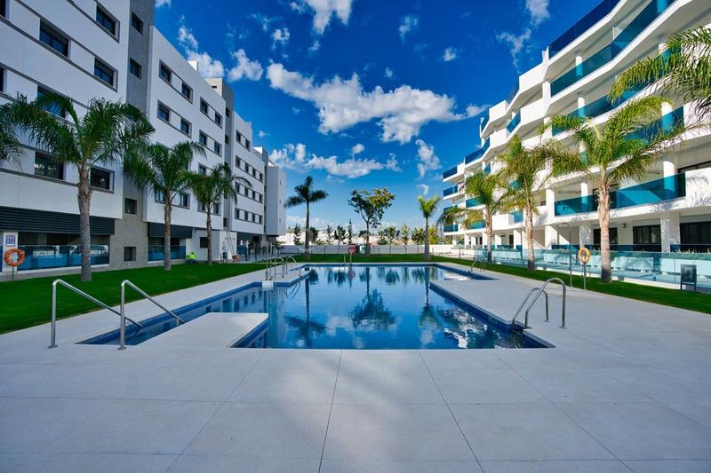 Foto 82bbc9ae-99b6-40a0-850b-9a36812838d2. Appartement mit heizung parking pool in Los Ríos Mijas