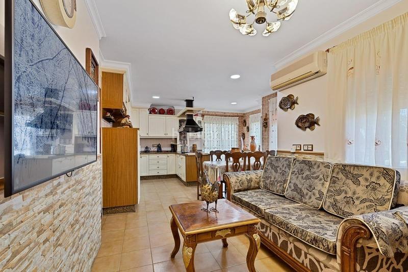 Foto ca76c367-ee43-409b-9faa-0da5fc472f8a. Chalet magnífico chalet independiente de 5 dormitorios en el lagarejo en Mijas