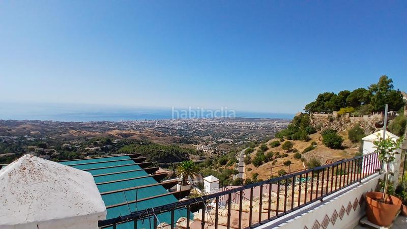 Foto 0f2f9ecf-e311-4d89-9d35-01febe15fa12. Piso fabuloso piso pueblo con increíbles vistas al mar en Mijas