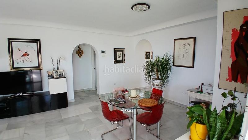 Foto 2b3e6c37-adce-42e3-b06e-e87de8681049. Piso fabuloso piso pueblo con increíbles vistas al mar en Mijas