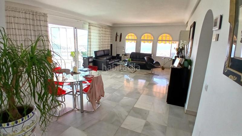 Foto b6dc6da5-4cc6-4842-b734-6c196b759803. Piso fabuloso piso pueblo con increíbles vistas al mar en Mijas