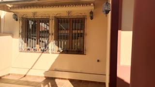 Casa pareada en Centro ciudad. Oportunidad única en fuengirola centro pueblo!