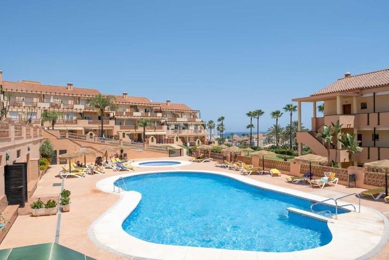 Foto ed233f4f-2114-437f-b3c8-e3dd88201b5b. Apartamento piso a la venta en residencial alta loma, antiguo club la costa en Mijas