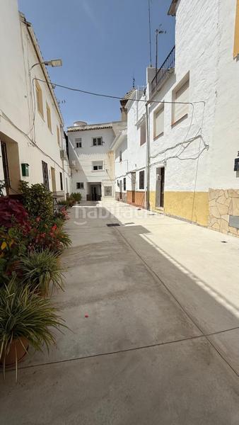 Foto ab445771-dc84-48b4-a807-bd63e2803bec. Reihenhaus in Coín