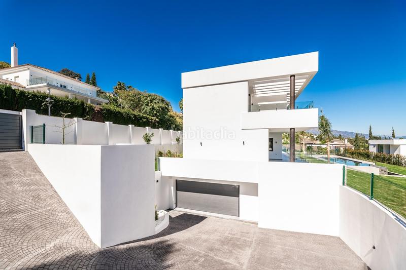 Foto 0e1b6083-943b-40cc-b2db-48c443f4e6ad. Chalet con riscaldamento parcheggio piscina in Cancelada Estepona