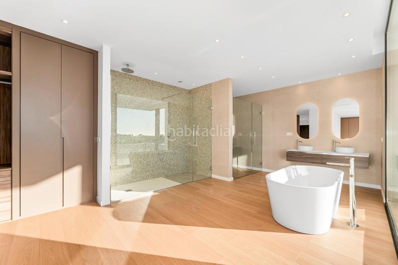 Foto 9f5524c9-b785-4064-9635-f2986b7c45c6. Chalet con riscaldamento parcheggio piscina in Cancelada Estepona