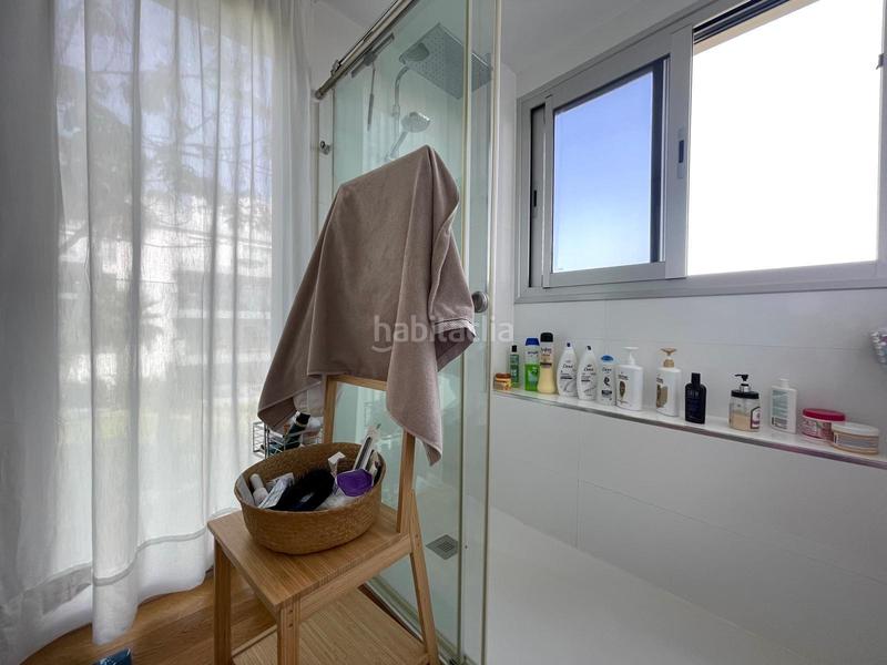 Foto 6675f18f-c87d-410e-8d3b-acf6e2744ece. Apartamento  de 3 dormitorios con vistas al mar, a 200m de la playa en Mijas