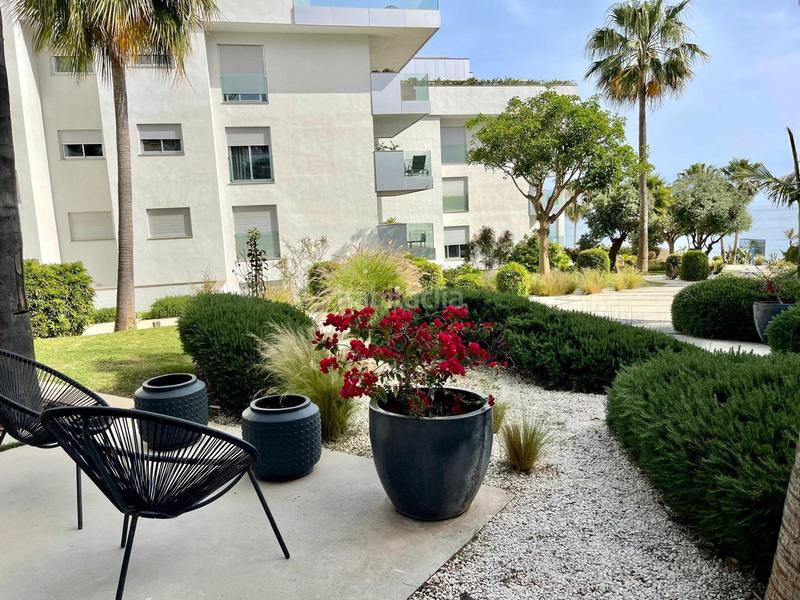 Foto d7053c96-ca50-44d6-aa75-54af2cea6927. Apartamento  de 3 dormitorios con vistas al mar, a 200m de la playa en Mijas