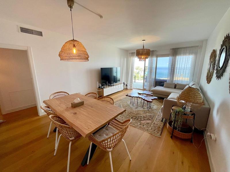 Foto ff14b1c0-26ef-4761-b087-9d13d0342741. Apartamento  de 3 dormitorios con vistas al mar, a 200m de la playa en Mijas
