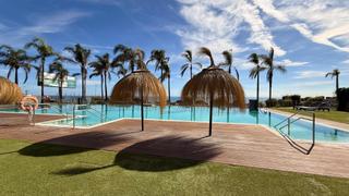 Apartament en El Faro de Calaburra - Chaparral. Apartamento con terraza y espectaculares vistas al mar en mijas