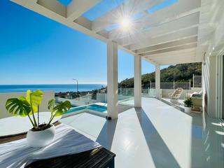 Xalet a Arroyo de la Miel. Exclusiva villa de lujo con piscina privada y vistas panorámicas