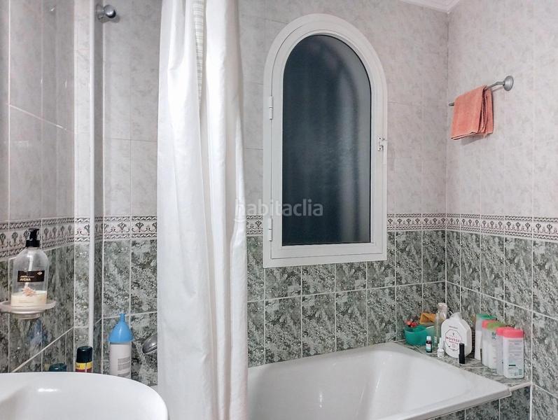 Foto e395ecbc-2e41-4067-bb04-e7ebab0691a5. Casa bifamiliare con riscaldamento parcheggio piscina in Mijas