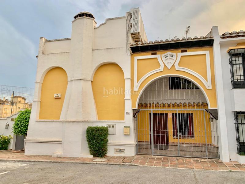 Foto 1047484c-c6ce-4c0a-b581-c354f1acbbcf. Casa adosada adosado en venta en la exclusiva urbanización puebla lucía en Fuengirola