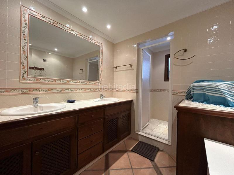 Foto 70853ffc-4244-48e4-9342-48a4b6a4d9bc. Casa adosada adosado en venta en la exclusiva urbanización puebla lucía en Fuengirola