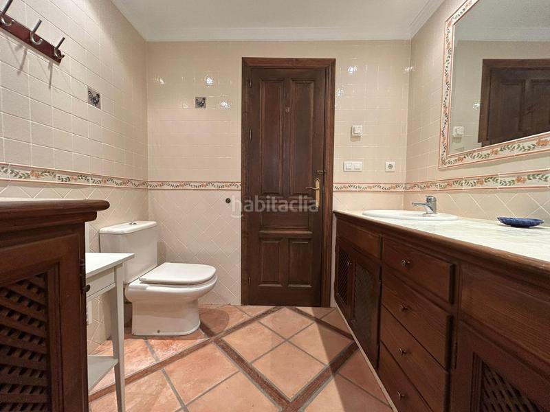 Foto fd7619d7-82be-4795-b780-d0c745f2fe3c. Casa adosada adosado en venta en la exclusiva urbanización puebla lucía en Fuengirola
