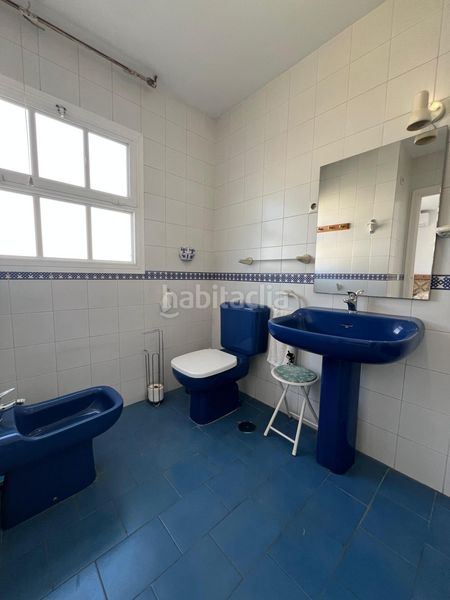 Foto 103a8153-30a8-4033-a95a-52c113e4ee2d. Casa adossada amb piscina a Los Boliches Fuengirola