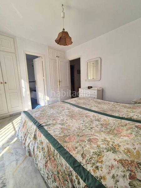Foto 259098af-aa43-4bc3-a60c-161787a97d7f. Casa adosada tu espacio soñado con potencial en Los Boliches en Fuengirola
