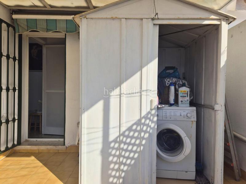 Foto 7a0b2838-4bd5-4ae9-82e5-509d7e03127a. Casa adosada tu espacio soñado con potencial en Los Boliches en Fuengirola