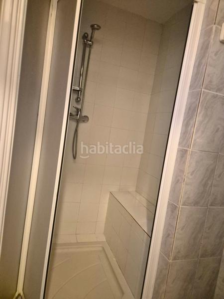 Foto a587ddd5-5810-41e4-9c85-59ab6e7be105. Casa adosada tu espacio soñado con potencial en Los Boliches en Fuengirola