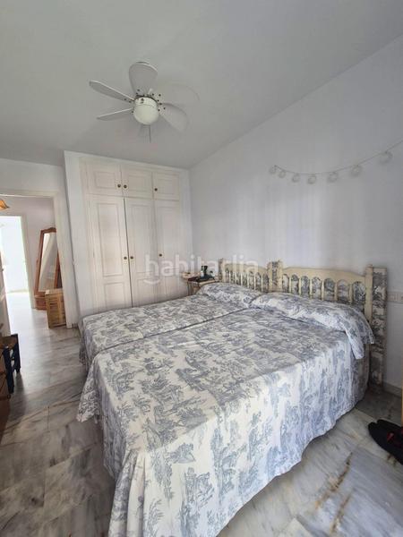 Foto b3521759-8494-47a1-9084-94fcec880282. Casa adosada tu espacio soñado con potencial en Los Boliches en Fuengirola