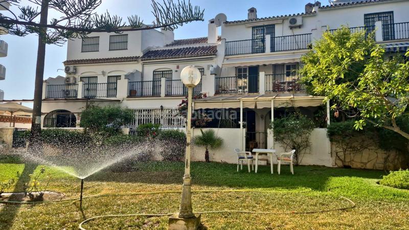 Foto b4895732-e7f7-4a96-87fc-0f8e6b82cb56. Casa adosada tu espacio soñado con potencial en Los Boliches en Fuengirola