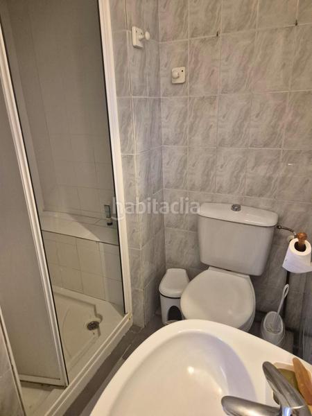 Foto cf9f7ac4-0a64-45f6-bc2e-dc6688825ea4. Casa adosada tu espacio soñado con potencial en Los Boliches en Fuengirola