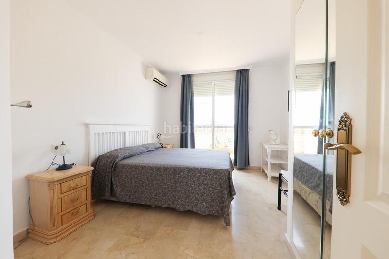 Foto db022338-1313-472f-ae7d-91903cd2f01c. Ático exclusivo ático dúplex con 2 terrazas, piscina y garaje en plaza de la hispanidad centro en Fuengirola