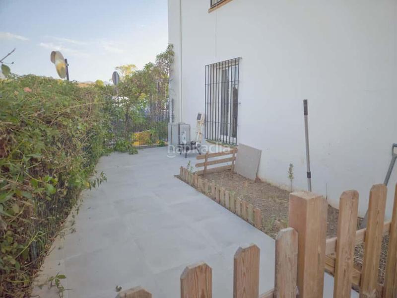 Foto 447bed15-ac72-4275-acfc-031de71a7a85. Piano terra con piscina in El Faro de Calaburra - Chaparral Mijas