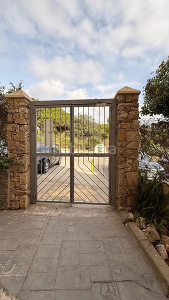 Foto 3ffed088-e802-41dd-a21e-89cc8c411bc7. Erdgeschoss mit parking pool in Calahonda Mijas