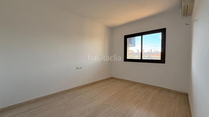 Foto 5c83f83d-dccc-4290-a7ed-11d38e669e21. Apartament amb aparcament piscina a Playa de los Boliches Fuengirola