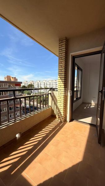Foto d8ee8843-7eb2-4a8d-ba69-81790115ec1f. Apartament amb aparcament piscina a Playa de los Boliches Fuengirola