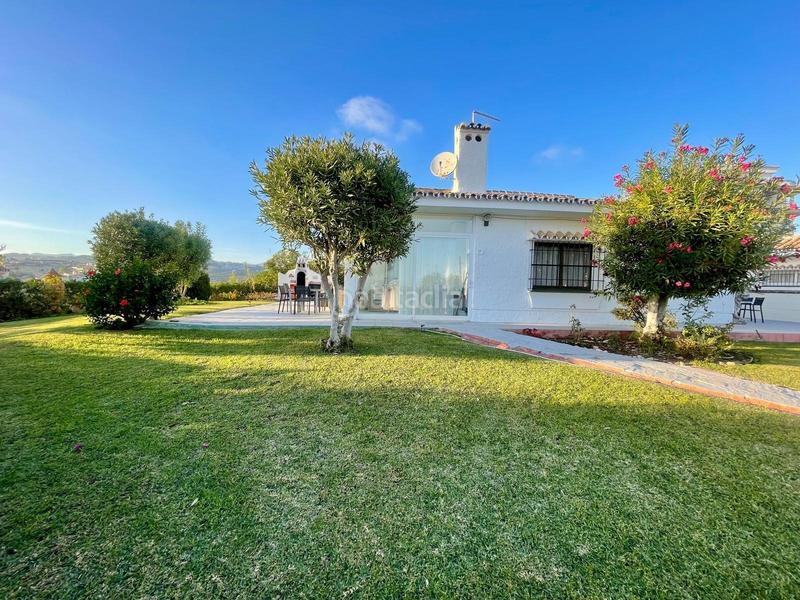 Foto 8d39a1a0-85e7-462f-8ab7-d2ad220129e2. Chalet avec parking dans la cala Mijas Mijas