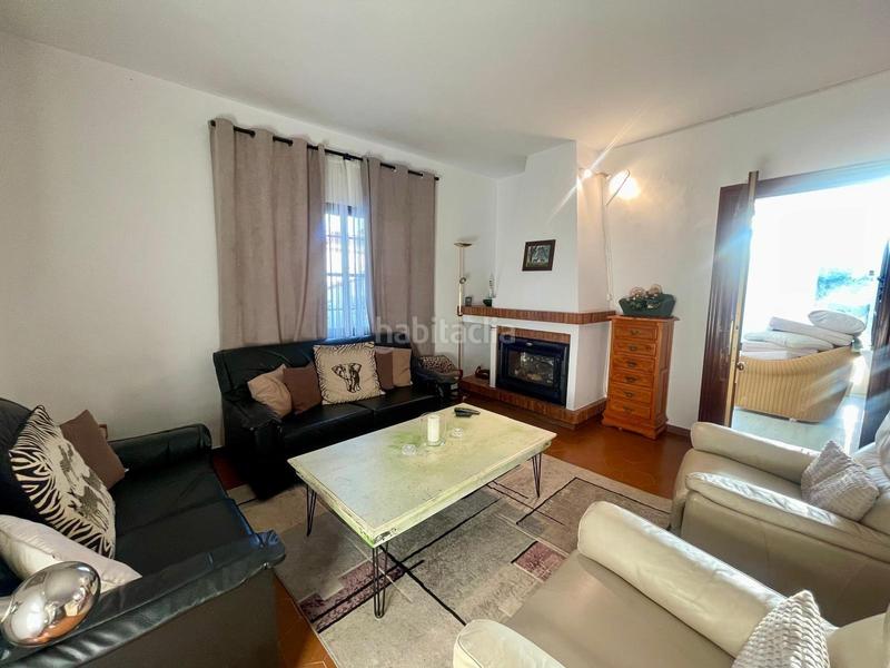 Foto aef3acaa-0d90-4f7d-895b-ba2db0280fa0. Chalet avec parking dans la cala Mijas Mijas