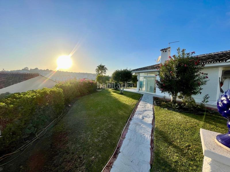 Foto f2b0c8cf-fbf7-45de-a14d-87fa81bb13bb. Chalet avec parking dans la cala Mijas Mijas