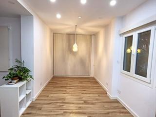 Piano terra in Centro ciudad. Piso totalmente reformado con entrada independiente, garaje y pi